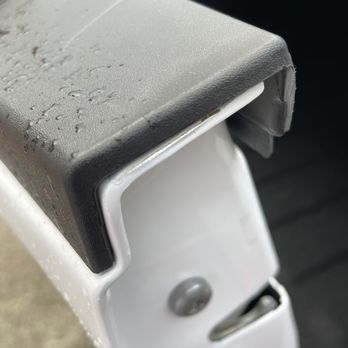 Caliber Collision - Missing paint on other side of tailgate - Body Shops Near Me - Lexington, Kentucky Caliber Collision - Missing paint on other side of tailgate - Body Shops Near Me - Lexington, Kentucky