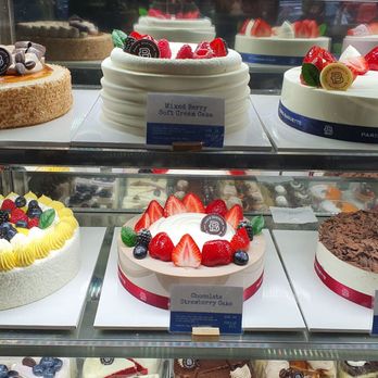 Paris Baguette - Whole Cakes - Coffee & Tea Near Me - New York, New York Paris Baguette - Whole Cakes - Coffee & Tea Near Me - New York, New York