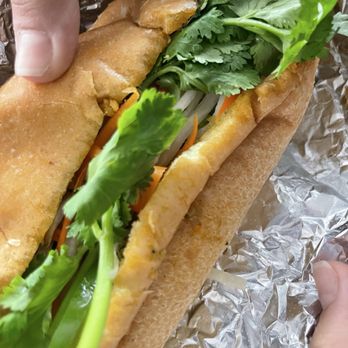 Banh Mi Paradise - Hooooyupz - Vietnamese Near Me - Honolulu, Hawaii Banh Mi Paradise - Hooooyupz - Vietnamese Near Me - Honolulu, Hawaii