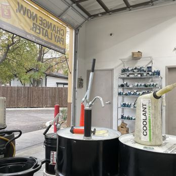 Take 5 Oil Change - Oil Change Stations Near Me - Dallas, Texas Take 5 Oil Change - Oil Change Stations Near Me - Dallas, Texas