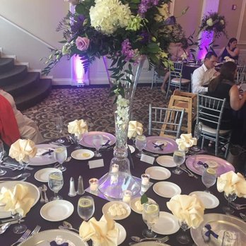 Abbington Distinctive Banquets - Wedding Planning Near Me - Glen Ellyn, Illinois
