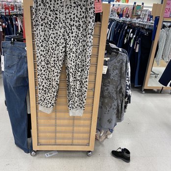 Marshalls - Women's Clothing Near Me - Murrieta, California