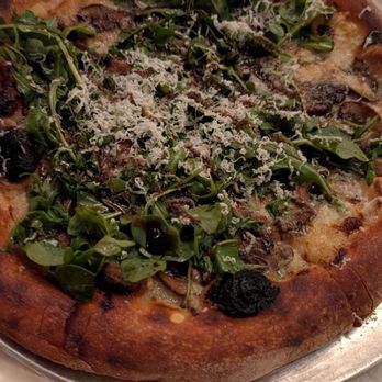 Laurel Hardware - Wild Mushroom Pizza - New American Near Me - West Hollywood, California