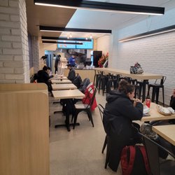 Aristos Souvlaki & Gyros - Lots of seating