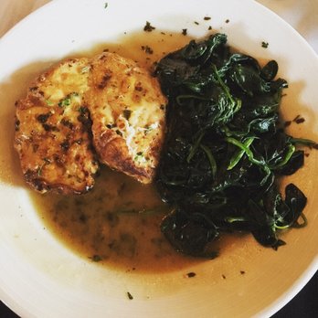 Capri Ristorante - Chicken limone, substituting steamed spinach for the pasta - Italian Near Me - Burr Ridge, Illinois