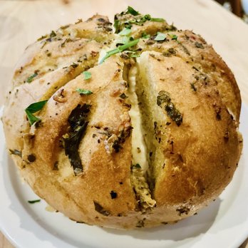 Gussie's Handmade Italian - Garlic bread - Italian Near Me - Chicago, Illinois Gussie's Handmade Italian - Garlic bread - Italian Near Me - Chicago, Illinois