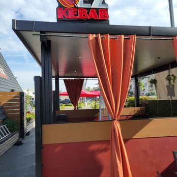 EZ Kebab Lebanese Grill  - Outside patio seating on both sides. - Lebanese Near Me - Costa Mesa, California