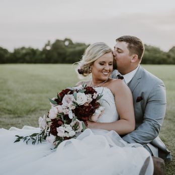 Moffitt Oaks - Venues & Event Spaces Near Me - Tomball, Texas Moffitt Oaks - Venues & Event Spaces Near Me - Tomball, Texas