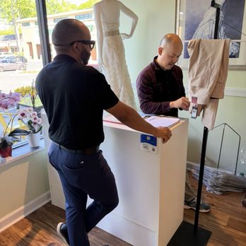 Tina's Alterations - Friendly Staff - Sewing & Alterations Near Me - Charlotte, North Carolina