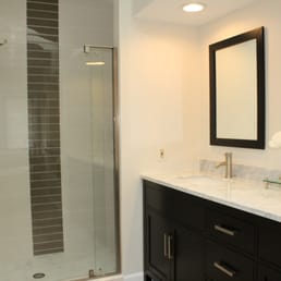 The shower with the tiling is beautiful!