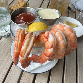 Earl's Premier - Shrimp cocktail - American Near Me - Kansas City, Missouri