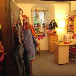Kunsthandwerk - Peek-a-boo ... does anybody need cute socks ;OD?