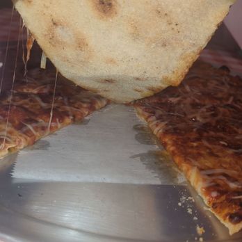 Fat Tomatoes - Pizza Near Me - Holyoke, Massachusetts