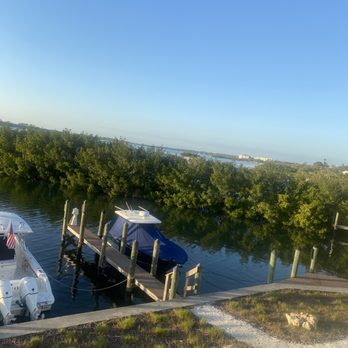 Deep Lagoon Seafood and Oyster House - View - Seafood Near Me - Osprey, Florida Deep Lagoon Seafood and Oyster House - View - Seafood Near Me - Osprey, Florida
