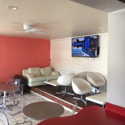 Base lounge - Inside -lounge area