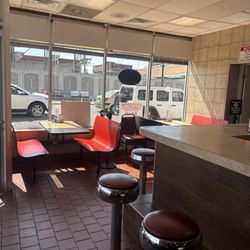 Diner Counter Seating or Window Booth Seating