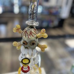 Main St Gift and Smoke - Glass bongs