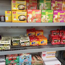 Van's Fish Market - Dry goods:noodles