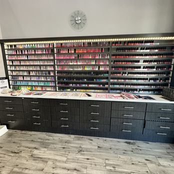 The Glossary Nail Spa - Nail Salons Near Me - Reston, Virginia The Glossary Nail Spa - Nail Salons Near Me - Reston, Virginia