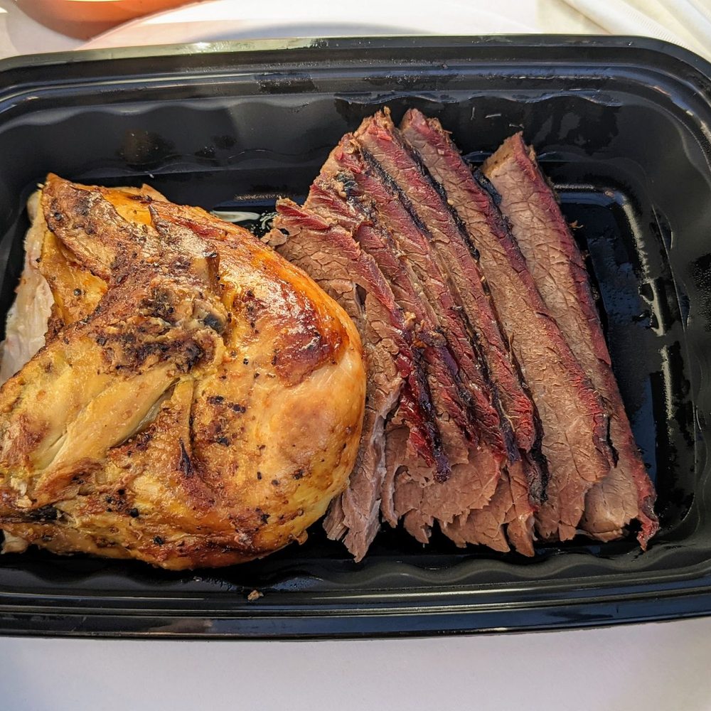 The State Line - Barbeque Near Me - El Paso, Texas