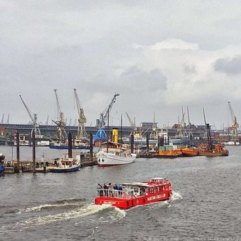 Maritime Circle Line - MCL im Hafen (06/2019) - Tours Near Me - Hamburg, HH