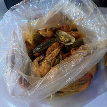 The Kickin Crab - KICKIN COMBO #1 (kickin' style & mild) - Cajun/Creole Near Me - Westminster, California