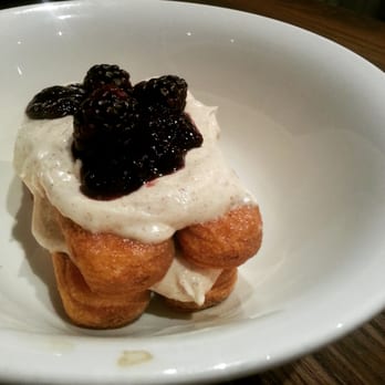 Levetto - White chocolate tiramisu - Italian Near Me - Thornhill, Ontario Levetto - White chocolate tiramisu - Italian Near Me - Thornhill, Ontario