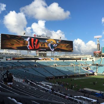 EverBank Stadium - Biggest Video Boards you'll see - Stadiums & Arenas Near Me - Jacksonville, Florida
