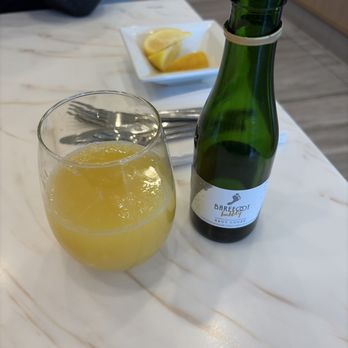 Keke's Breakfast Cafe - Mimosa - Breakfast & Brunch Near Me - Clarksville, Tennessee Keke's Breakfast Cafe - Mimosa - Breakfast & Brunch Near Me - Clarksville, Tennessee