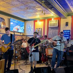 Tee's Liberty Tavern - Amazing band tonight Argonauts