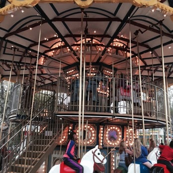 LEGOLAND - Double decker carousel - Amusement Parks Near Me - Winter Haven, Florida