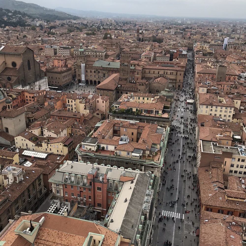 Torre degli Asinelli - Landmarks & Historical Buildings Near Me - Bologna, BO