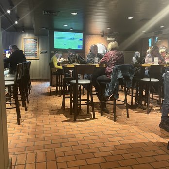 Chili's - Bar area - Bars Near Me - Plymouth, Minnesota Chili's - Bar area - Bars Near Me - Plymouth, Minnesota