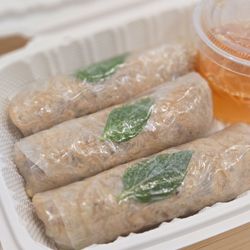 Hủ Tiếu Hồng Phát - Nicely wrapped