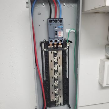 Israelectric - 200 amp panel 120v/240 3 phase. - Electricians Near Me