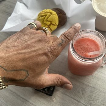 Loaded Cafe - Blended drink and a hot coffee with Horchata - Breakfast & Brunch Near Me - Gardena, California