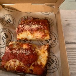 Left overs of the Detroit. Really good.