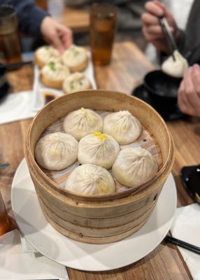 LaoWu Authentic ShangHai Dumpling by null