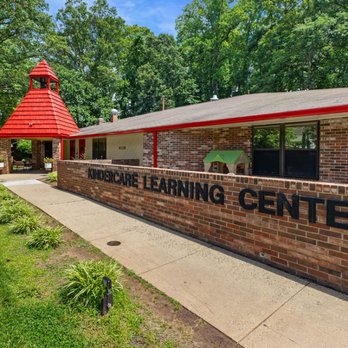 Braddock Road KinderCare - KinderCare Entryway - Child Care & Day Care Near Me - Burke, Virginia