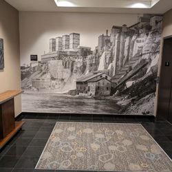 City of Niagara Falls - Awesome mural at Courtyard hotel