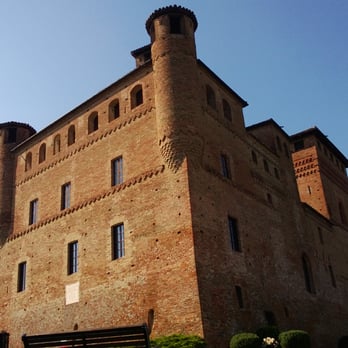 Castello di Grinzane - The Enoteca is in the basement of this castle, which is perched on the top of a hill with a nice view. - Castles Near Me - Grinzane Cavour, CN Castello di Grinzane - The Enoteca is in the basement of this castle, which is perched on the top of a hill with a nice view. - Castles Near Me - Grinzane Cavour, CN