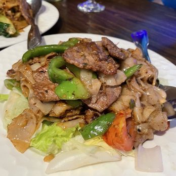 Thai Villa Restaurant - Pad See Ew - Thai Near Me - Lakewood, California Thai Villa Restaurant - Pad See Ew - Thai Near Me - Lakewood, California