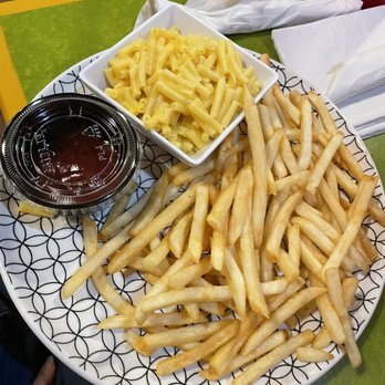 Salsas Philips Highway - Kids mac and cheese with fries (more like a plate of fries with a side of mac and cheese - Mexican Near Me - Jacksonville, Florida Salsas Philips Highway - Kids mac and cheese with fries (more like a plate of fries with a side of mac and cheese - Mexican Near Me - Jacksonville, Florida