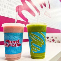 Planet Smoothie - Torn between flavors? Get both!
