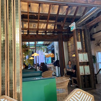 Chubby's Jamaican Kitchen - Second floor - Caribbean Near Me - Toronto, Ontario