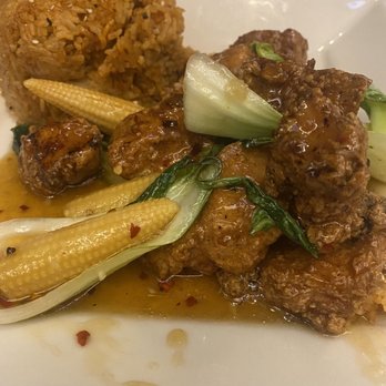 Yard House - Orange Chicken - New American Near Me - Concord, California