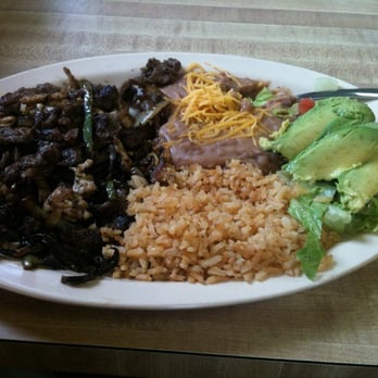 MIS Amigas Restaurant - a plate of mexican food - Restaurants Near Me - Midland, Texas MIS Amigas Restaurant - a plate of mexican food - Restaurants Near Me - Midland, Texas