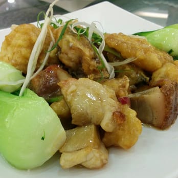 嘉年華海鮮酒家 - Deep friend fish with roast pork. - Cantonese Near Me - Hong Kong, HK