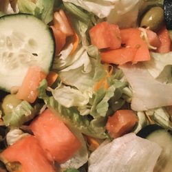Tony’s Famous Pizzeria II - Fresh garden salad!