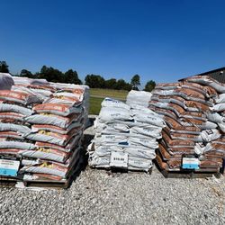 Simpsonville Ace Hardware - Landscaping